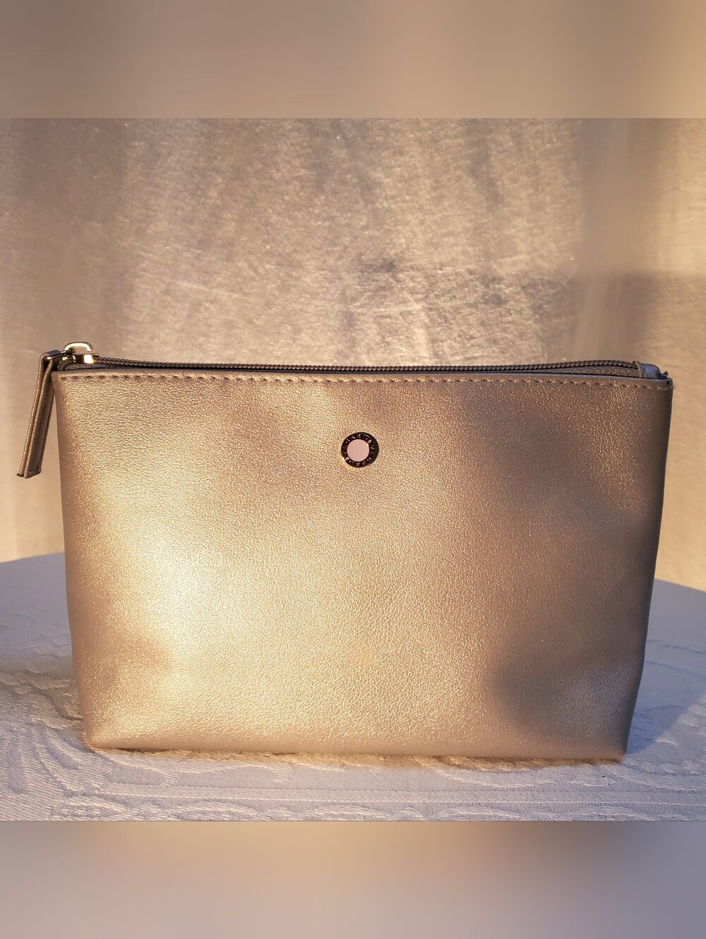 BVLGARI Parfums Silver Metallic Cosmetic Pouch/Travel Bag/Clutch/Accessories Bag
